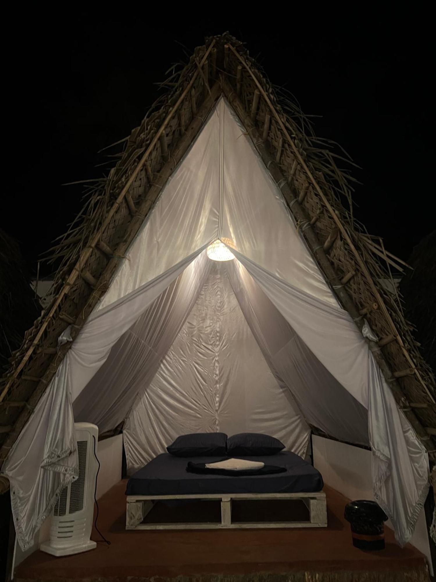 Goko Hostel Гокарна Екстериор снимка