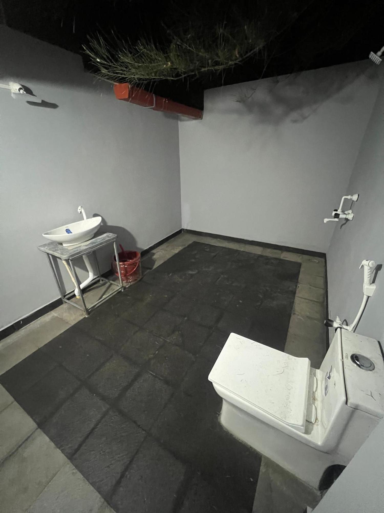 Goko Hostel Гокарна Екстериор снимка