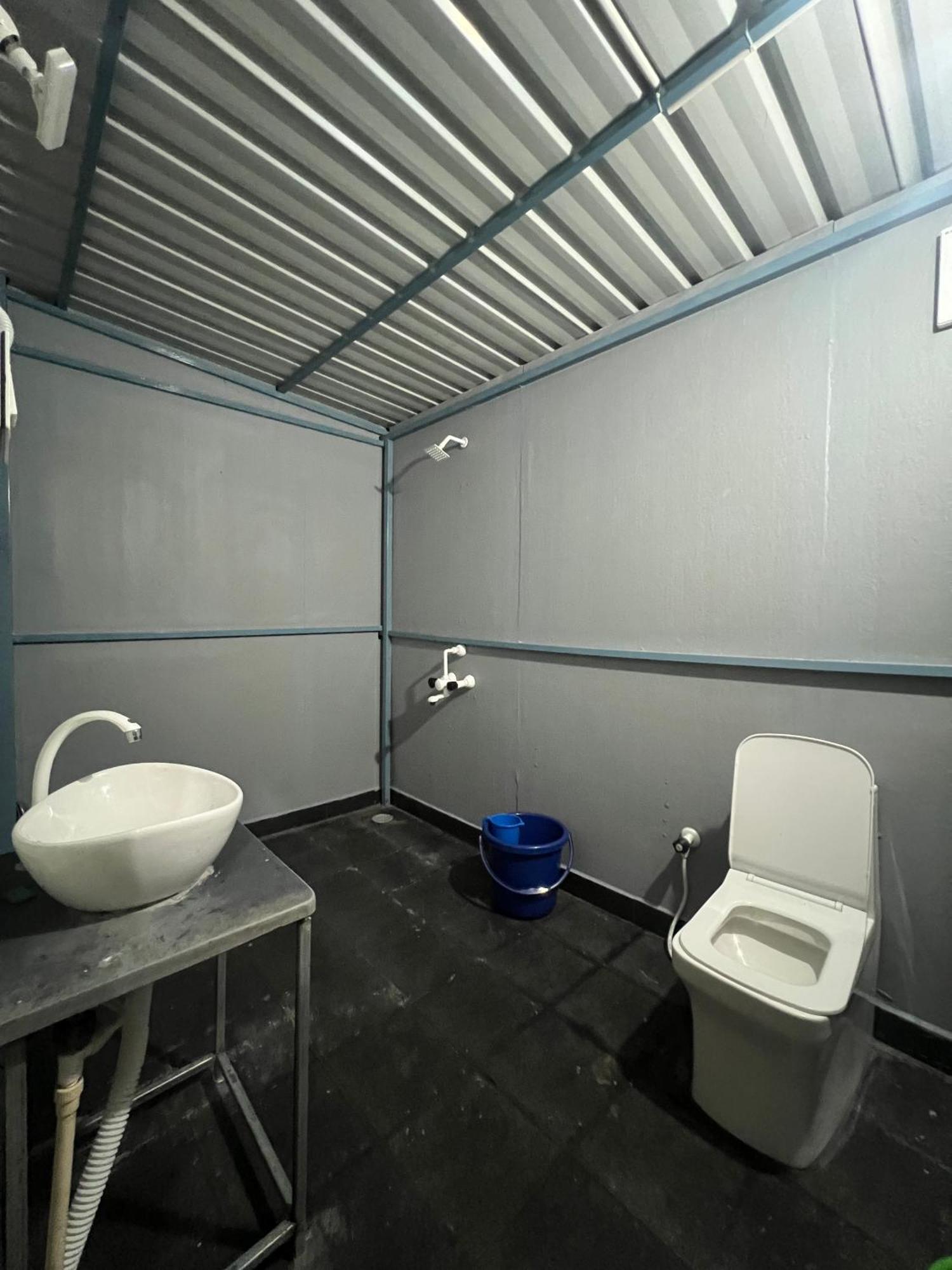 Goko Hostel Гокарна Екстериор снимка