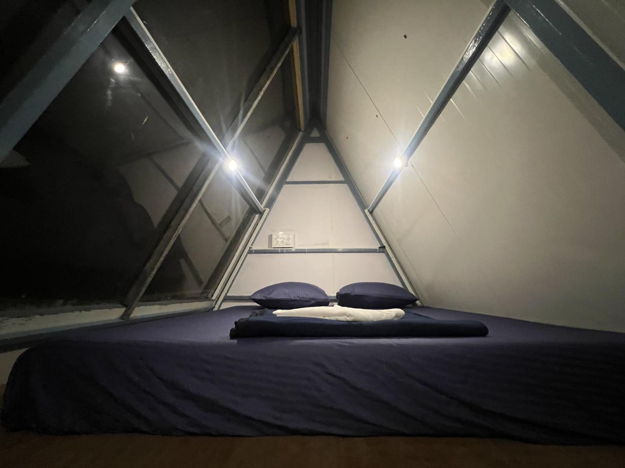 Goko Hostel Гокарна Екстериор снимка